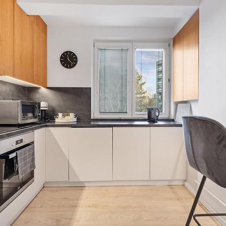 Barbyb Apartment - With Free Parking Bratislava Exterior foto